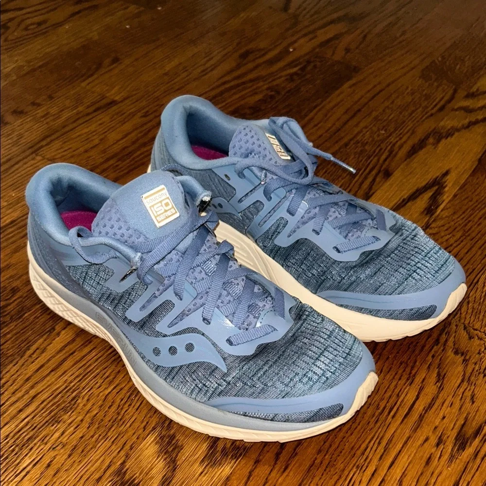 Saucony Women's Sky Blue Running Sneakers Women’s Size 8 Running Sneakers Shoes